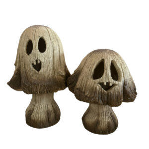 OUTDOOR JACK-O'-LANTERN MUSHROOM